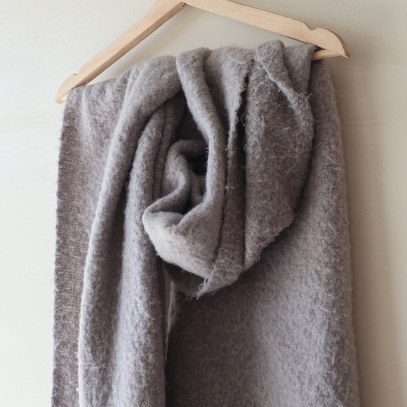 5 for $30 SALE! Grey Oversize Scarf with Fringed - Picture 2 of 2